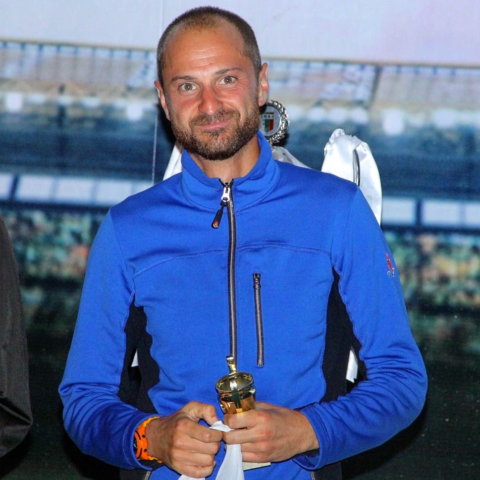 Николай Стоилов